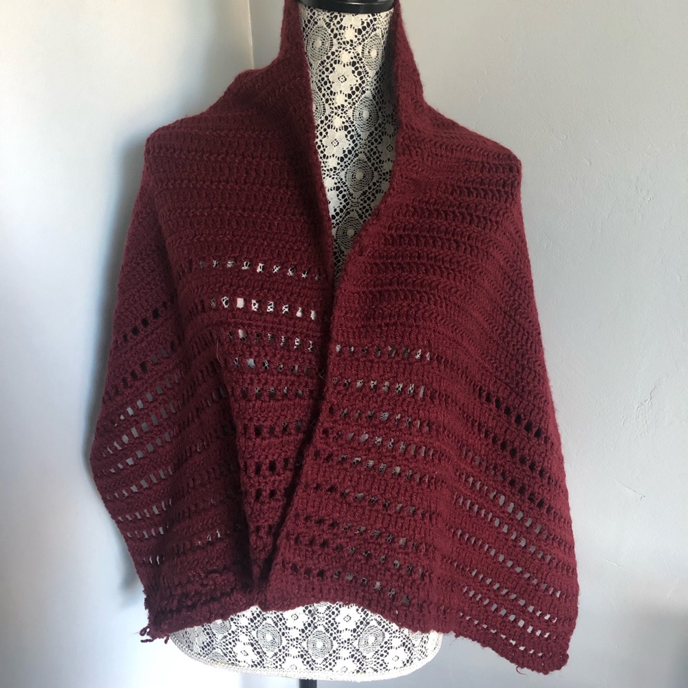 2 Winter Scarves for $25 🛍 - Picture 5 of 8